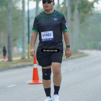 Runner Photo 8164859