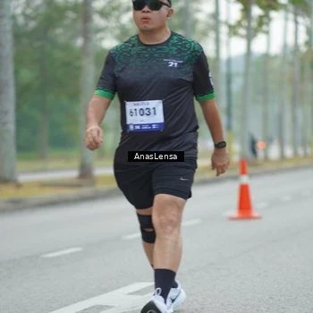 Runner Photo 8164962
