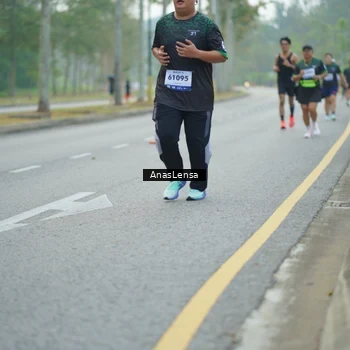 Runner Photo 8165015
