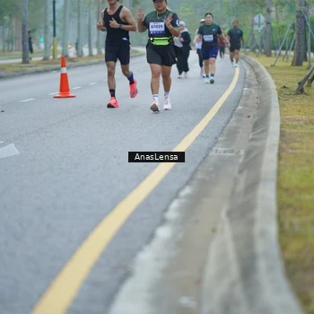 Runner Photo 8165098