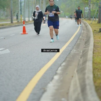 Runner Photo 8165204
