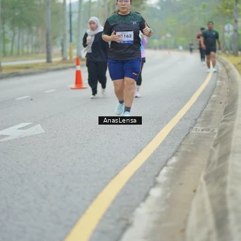 Runner Photo 8165262