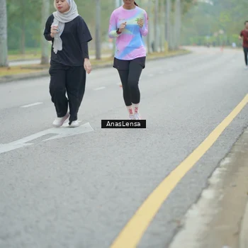 Runner Photo 8165311