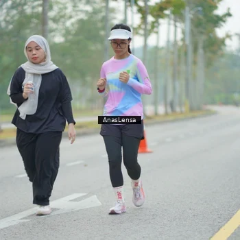 Runner Photo 8165345