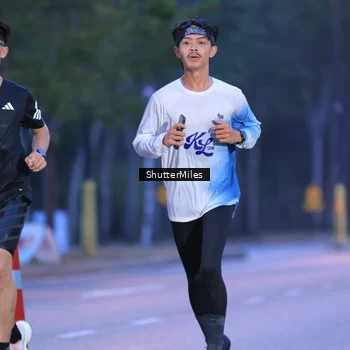 Runner Photo 8165415