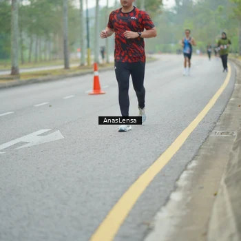 Runner Photo 8165446