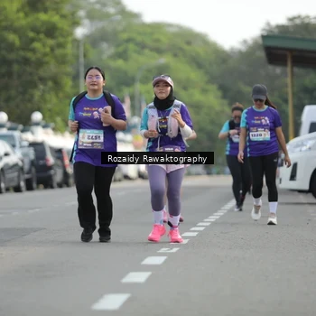 Runner Photo 8165559