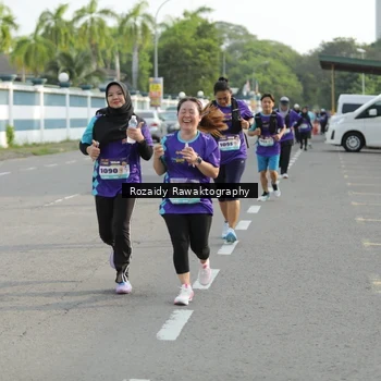 Runner Photo 8165564