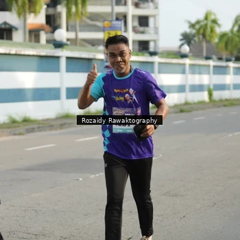 Runner Photo 8165659