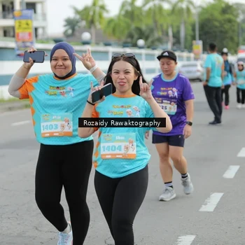 Runner Photo 8165702