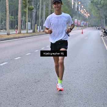 Runner Photo 8165755