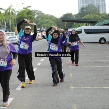 Runner Photo 8165758