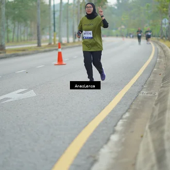 Runner Photo 8165820