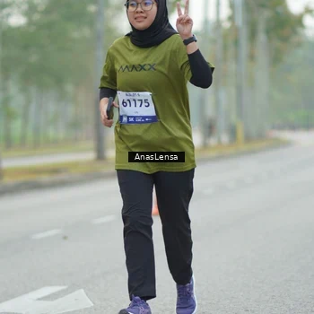Runner Photo 8165904
