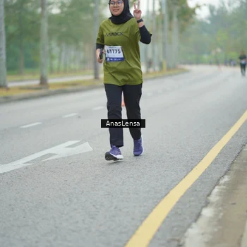 Runner Photo 8165906