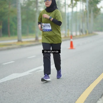 Runner Photo 8165914