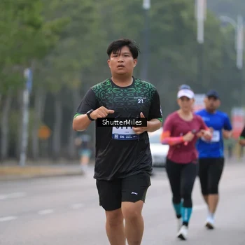 Runner Photo 8165917