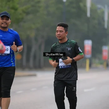 Runner Photo 8165946