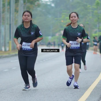Runner Photo 8165963