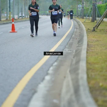 Runner Photo 8165979