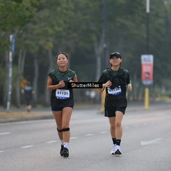 Runner Photo 8166000