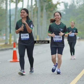 Runner Photo 8166041