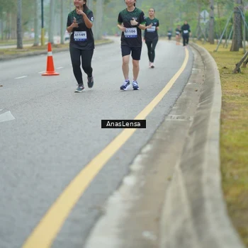 Runner Photo 8166042