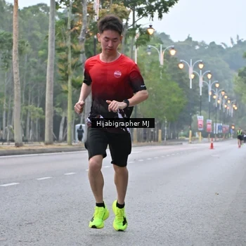 Runner Photo 8166056