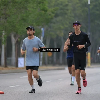Runner Photo 8166060