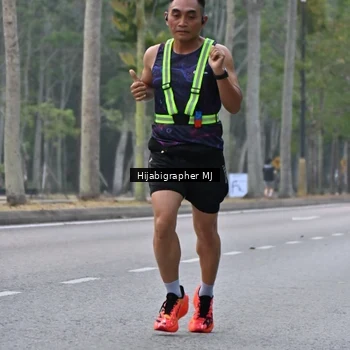 Runner Photo 8166064