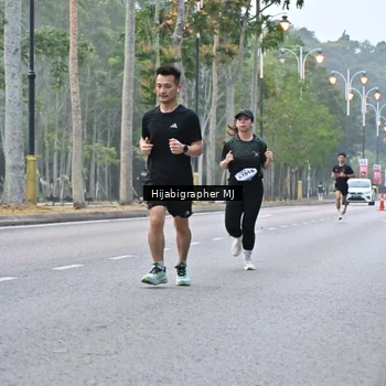 Runner Photo 8166101