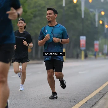 Runner Photo 8166153