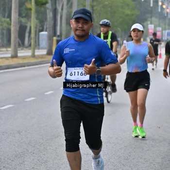 Runner Photo 8166173