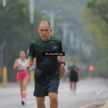 Runner Photo 8166258