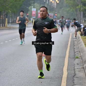 Runner Photo 8166265