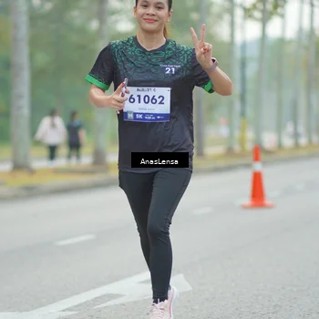 Runner Photo 8166313