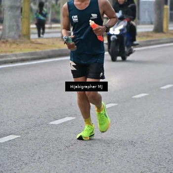 Runner Photo 8166387