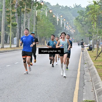 Runner Photo 8166449