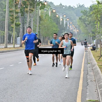 Runner Photo 8166473