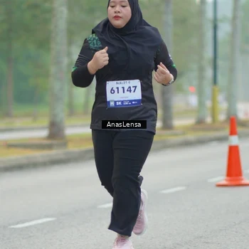 Runner Photo 8166517