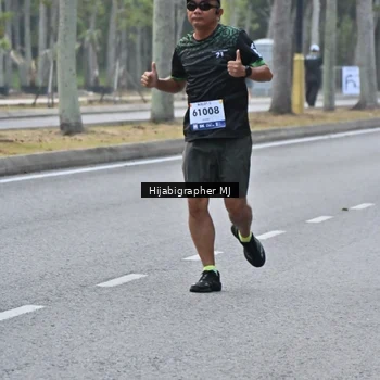 Runner Photo 8166611