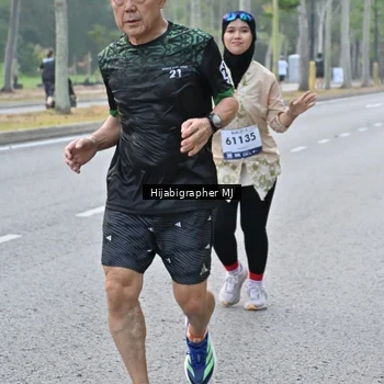 Runner Photo 8166676