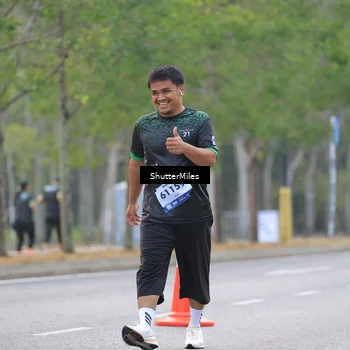 Runner Photo 8166750
