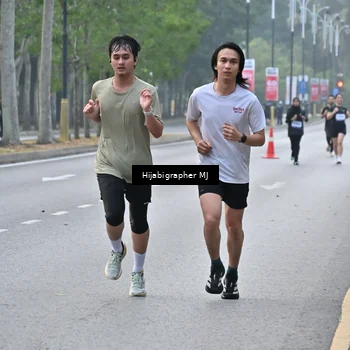 Runner Photo 8166754