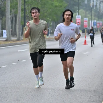 Runner Photo 8166764