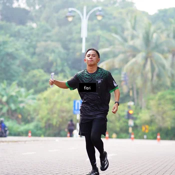 Runner Photo 8166803