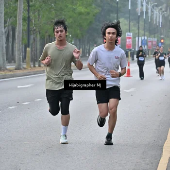 Runner Photo 8166813