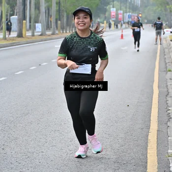 Runner Photo 8166849