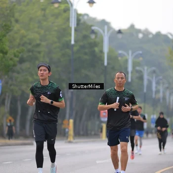 Runner Photo 8166885