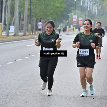 Runner Photo 8166895